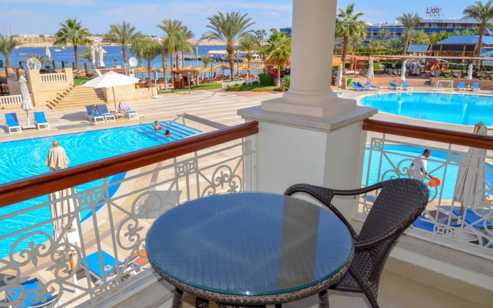 Royal Club Pool & Sea View Room, Marina Sharm Resort 4*