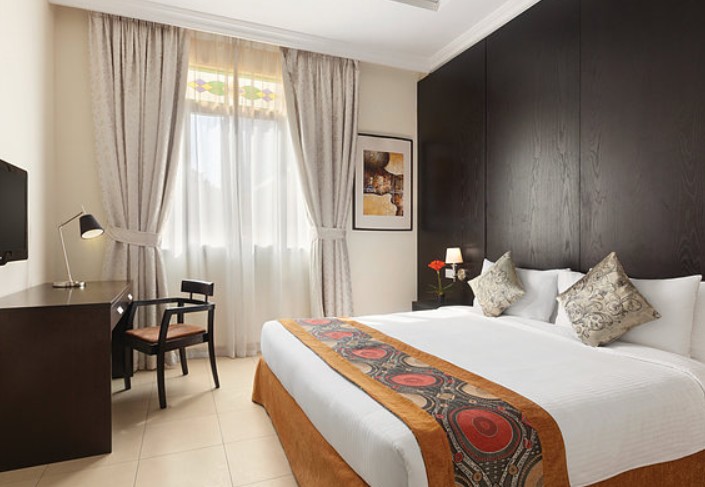 1 Bedroom Suite, One to One Mughal Suites 4*