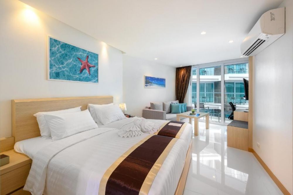 Superior Room, The Beachfront Hotel Phuket 4*