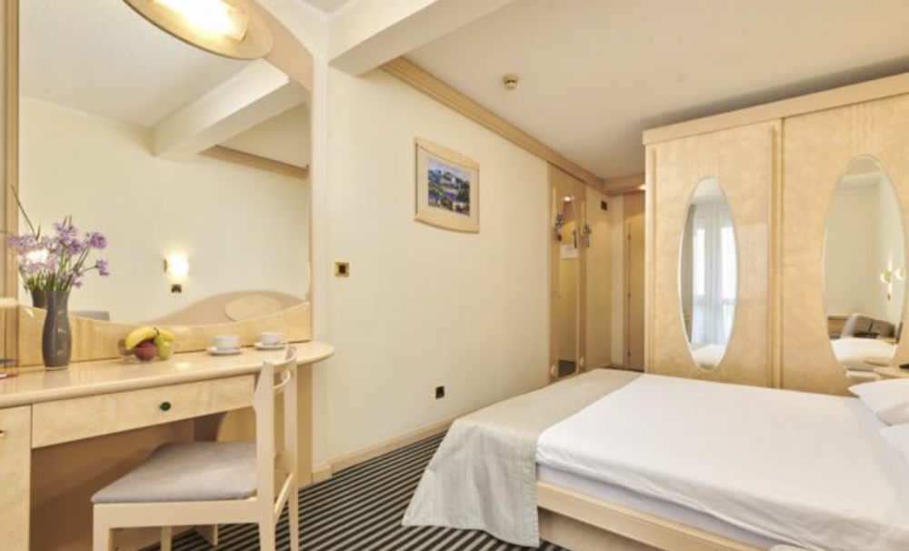 CLASSIC ROOM WITH BALCONY SEA SIDE, Hotel Istra Plava Laguna 3*