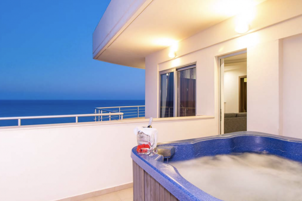 PRESIDENTIAL SUITE PANORAMIC SEA VIEW OUTDOOR JACUZZI, Pegasos Beach Hotel 4*