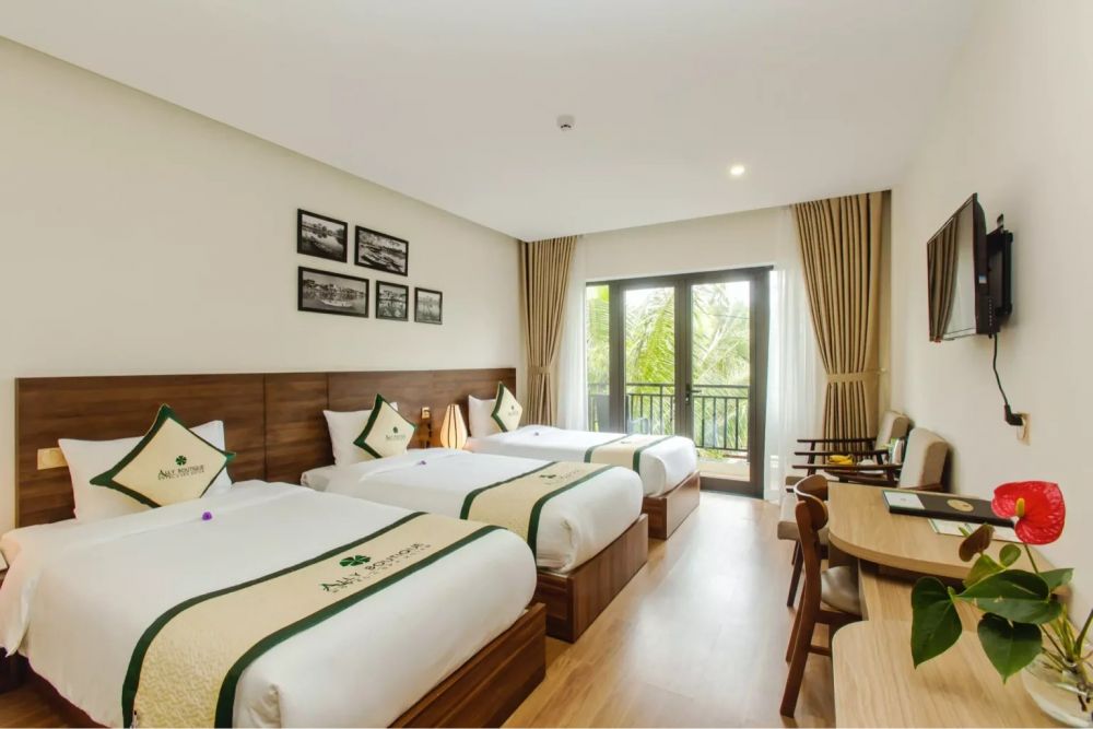 Grand Deluxe Triple, Ally Beach Boutique Hotel Hoian 4*