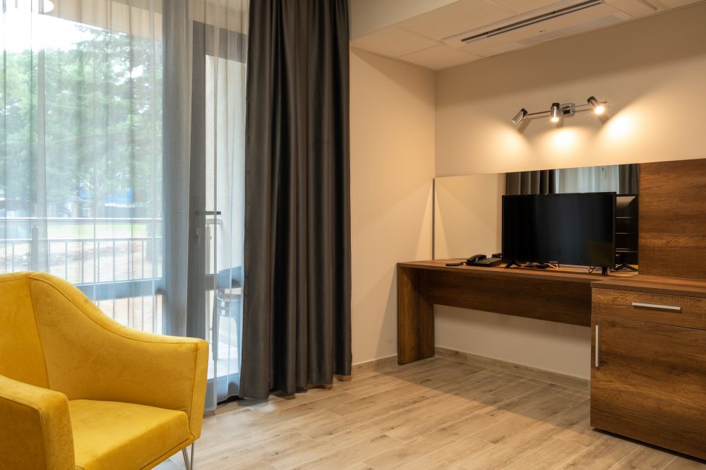 One Bedroom Apartment, Queen Nelly Park Hotel Kiten 4*