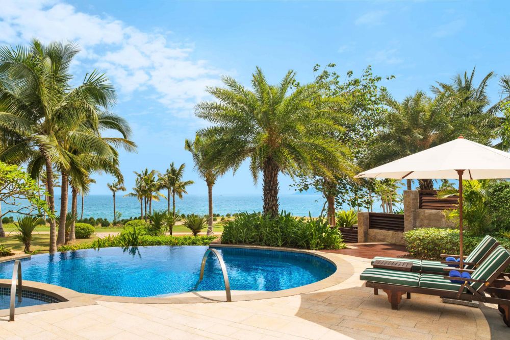 Family Seaside Pool Villa (two-bedroom), The St. Regis Sanya Yalong Bay Resort 5*