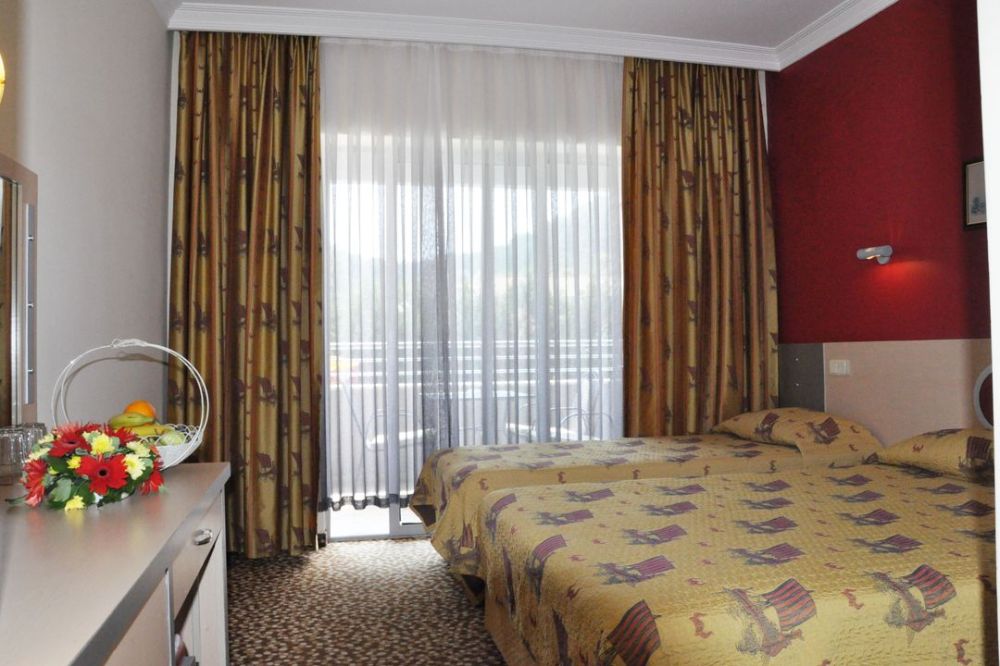 Standard Room, Grand Viking Hotel 4*