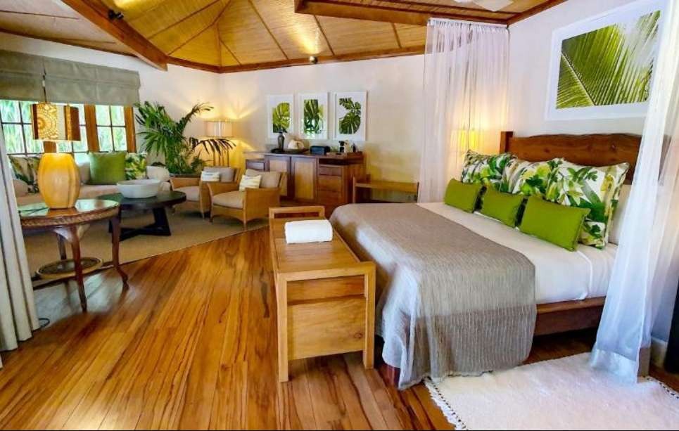 Deluxe Beach Cottage, Denis Private Island 5*