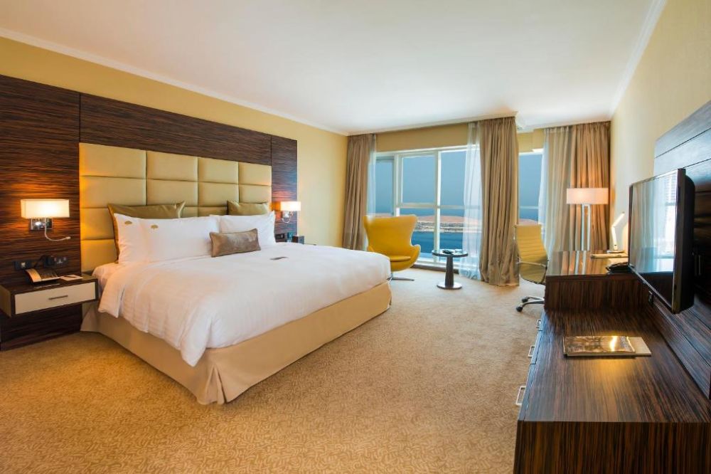 One Bedroom Suite, Jannah Burj Al Sarab 5*