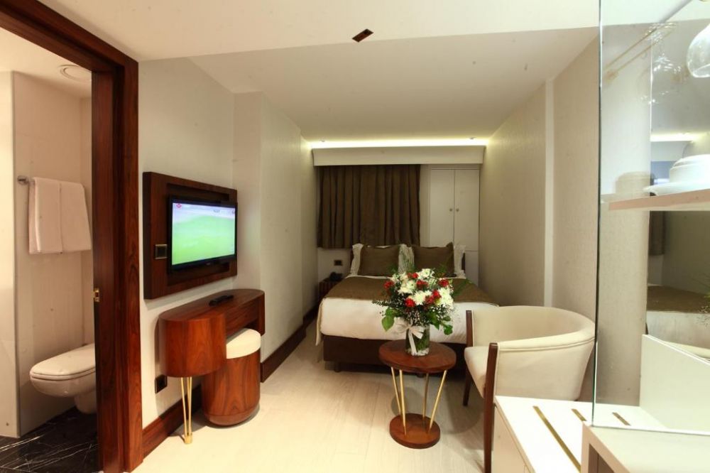 Economy Double Room, Victory Hotel & SPA 4*