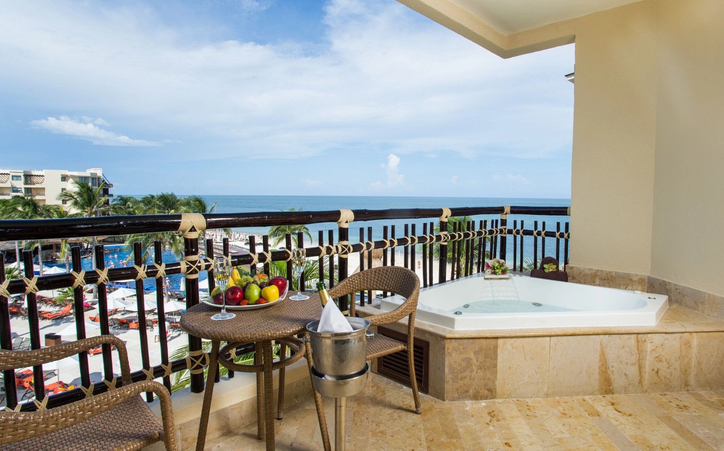 Preferred Club Ocean View & Pool Front, Dreams Riviera Cancun Resort & Spa 4*