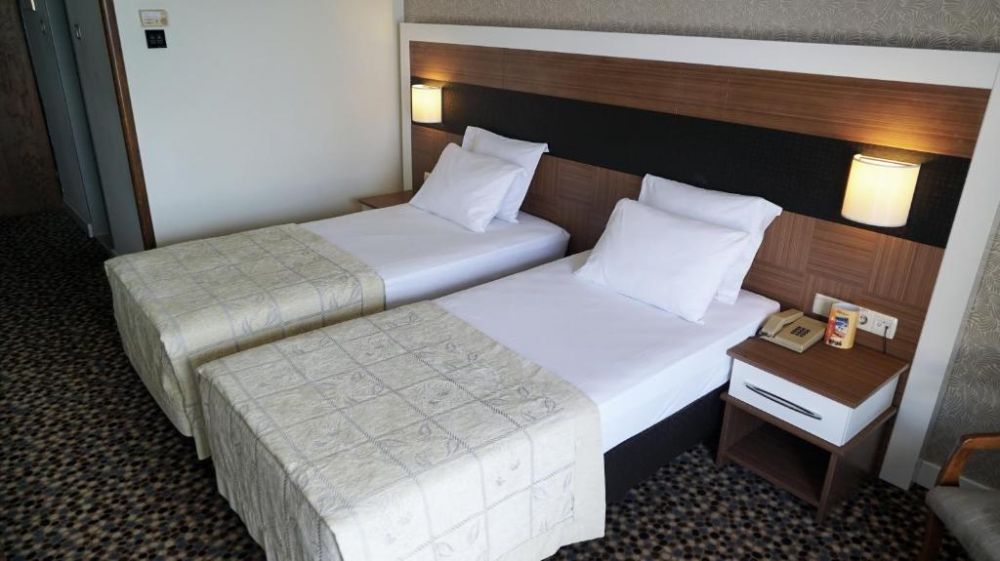 Standard Room, Derici Hotel 4*