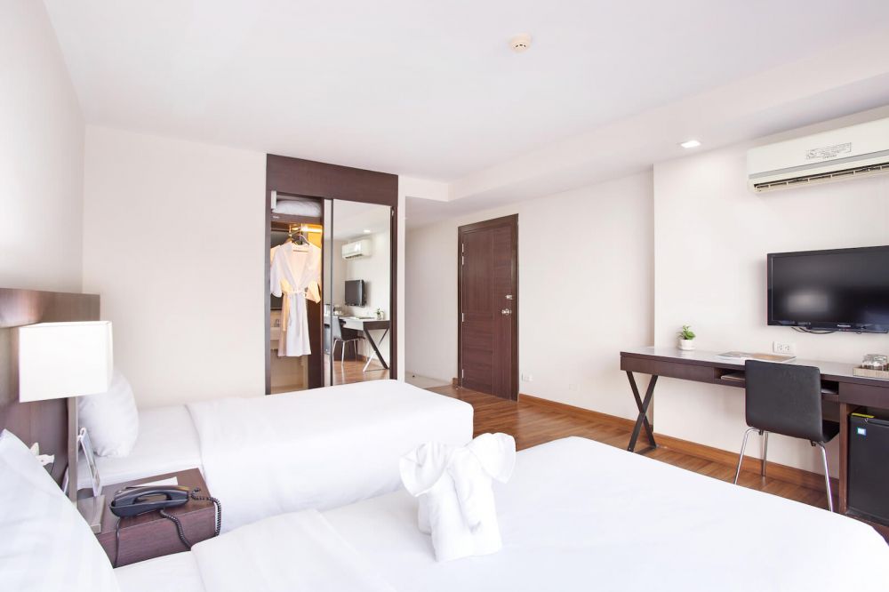 Deluxe Room, Mida Hotel Ngamwongwan 3*