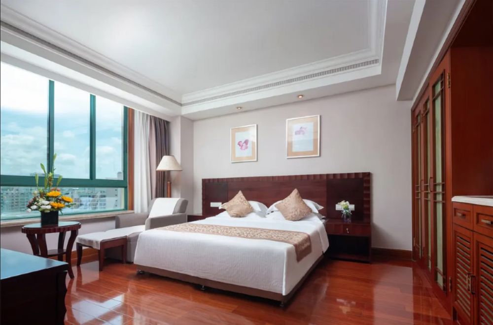 Deluxe Mountain View Family Room, Baohong Hotel 4*