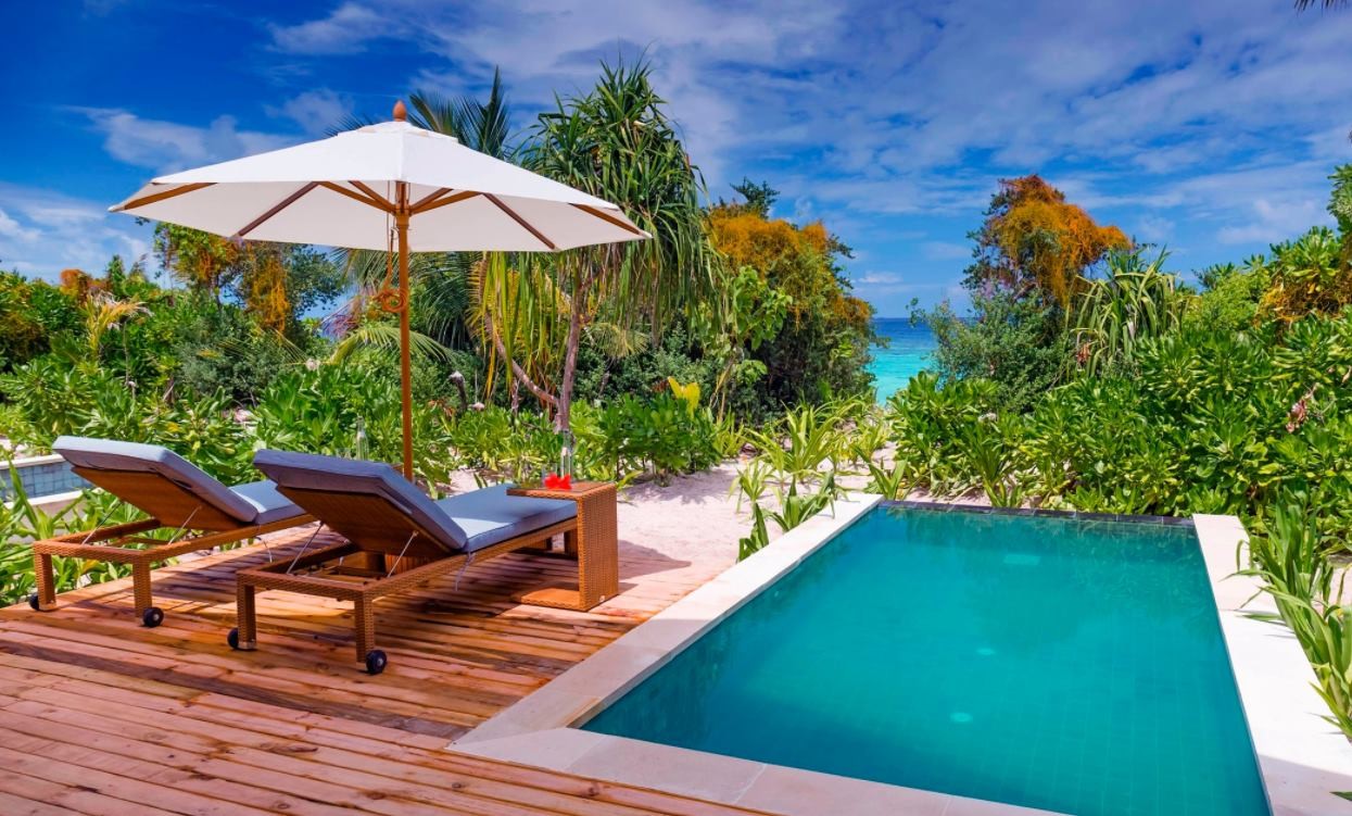 Beach Villa with Pool, Kudafushi Resort & Spa 5*