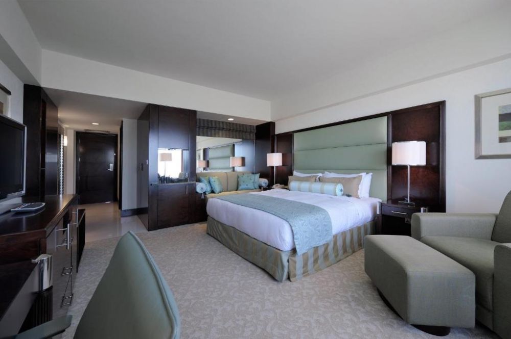 Club Room Garden View / Sea View, Intercontinental Hotel Abu Dhabi 5*