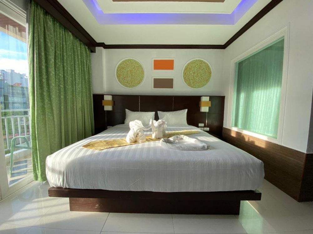 Deluxe Room, 77 Patong Hotel & SPA 3*