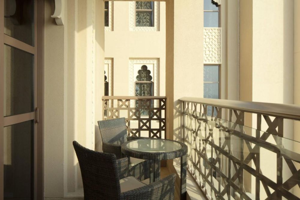 Deluxe Room with Balcony, Sheraton Sharjah Beach Resort & SPA 5*