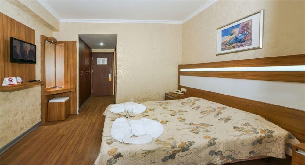 Standard Room, Santa Marina Hotel 3*