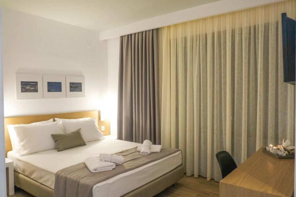 Comfort DBL/TRPL Room, Vozina Hotel 1*