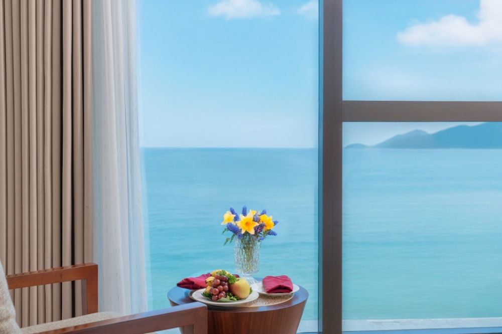 Executive Suite, Star City Hotel & Condotel Beachfront Nha Trang 4+