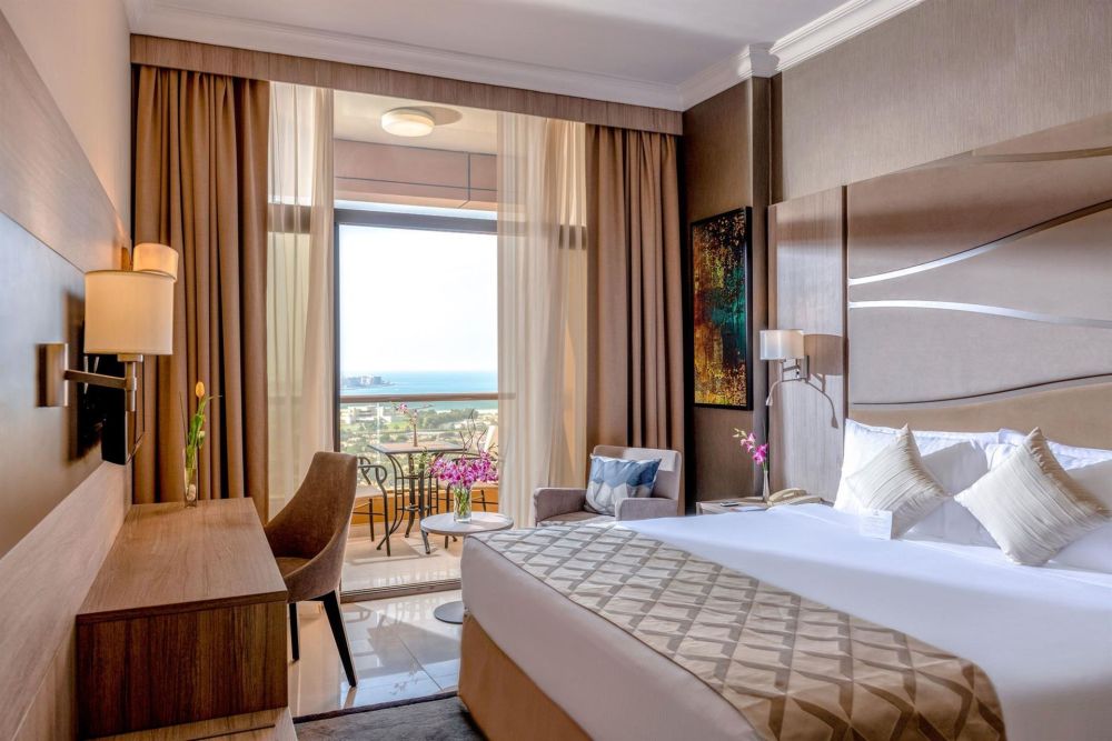 Premium Suite City/ Sea View, Two Seasons Hotel And Apartments Dubai 4*