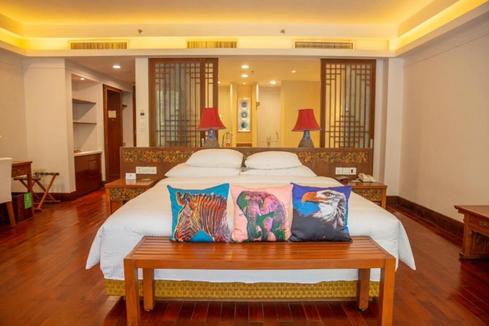 Small Pool Room, Huayu Resort & Spa Yalong Bay Sanya 5*