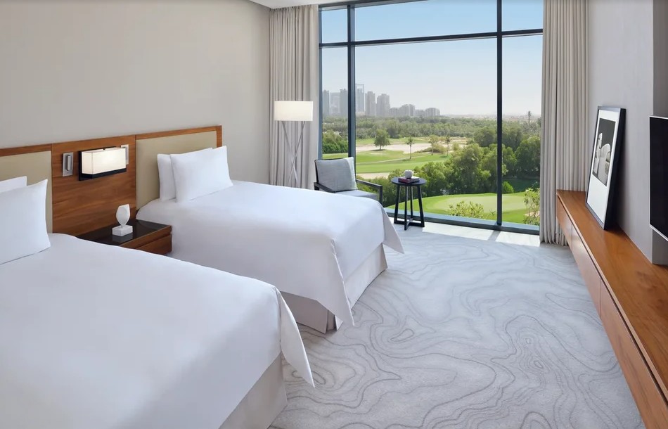 Deluxe Golf View room, Vida Emirates Hills 4*
