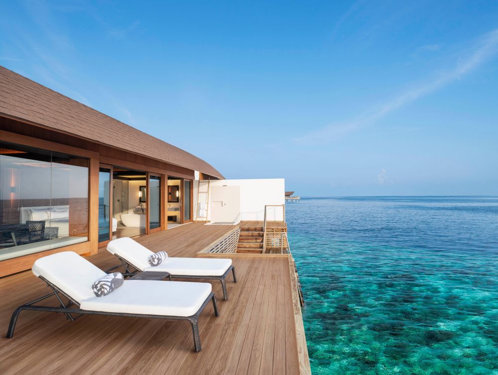 Overwater Villa, The Westin Maldives Miriandhoo Resort 5*