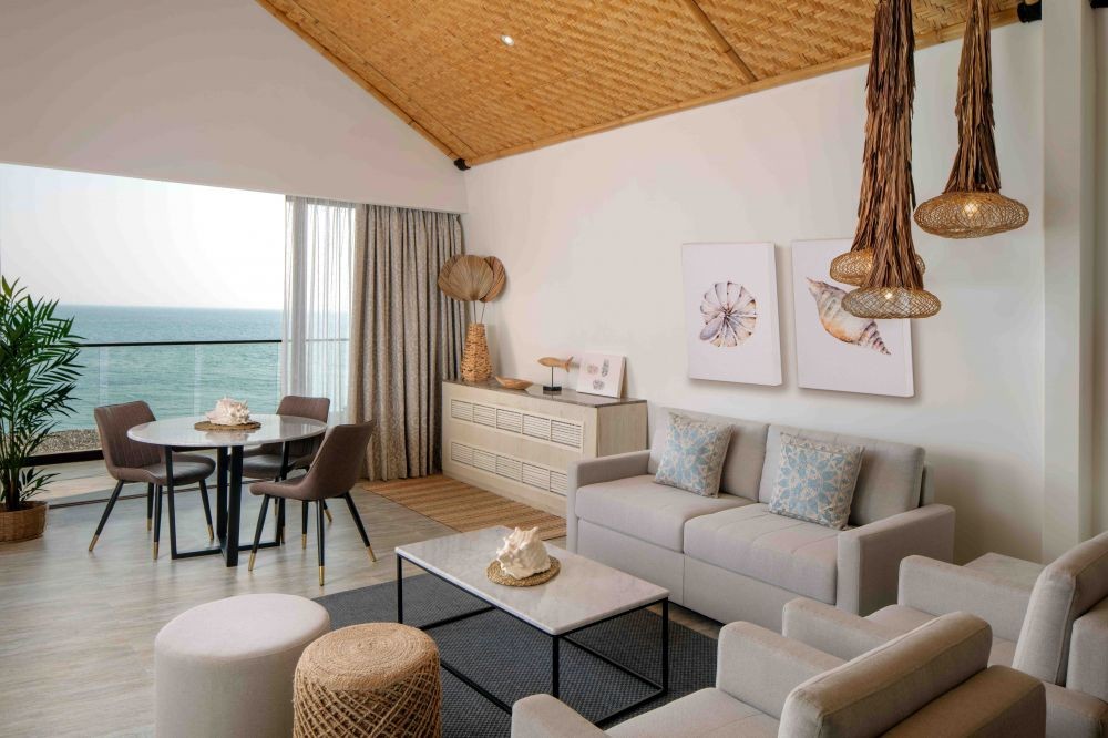 Junior Suite OV, Anantara World Island Dubai Resort 5*