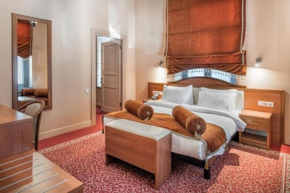 Ambassador Suite, Golden Tulip Borjomi 4*