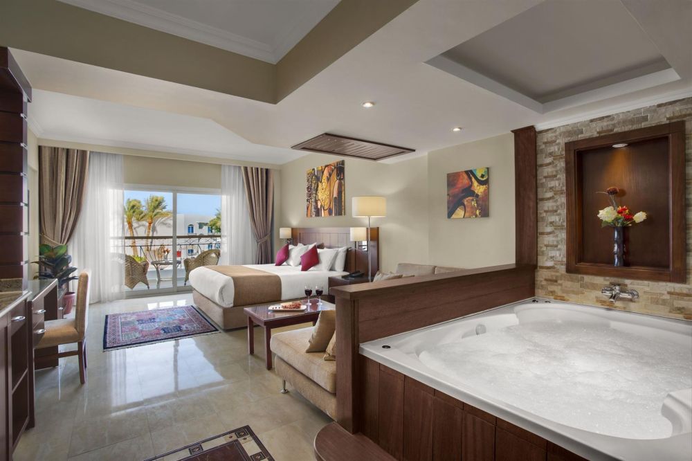 Premium Suite Pool View, Sultan Garden Resort 5*