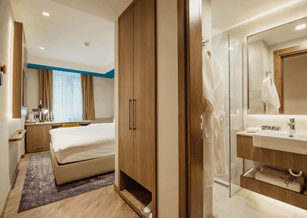 Junior Suite, La Quinta by Wyndham Batumi 4*