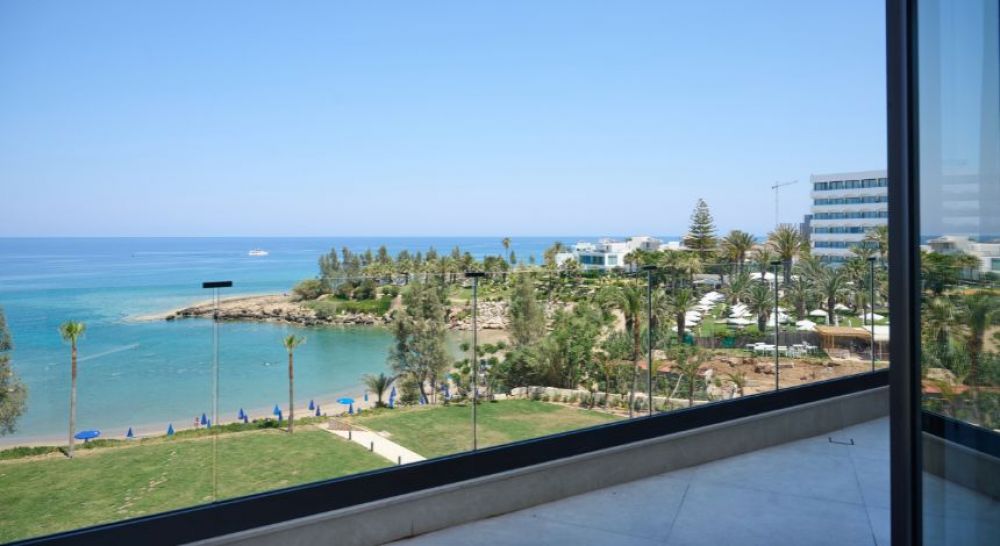 One Bedroom Suite Sea View, Sunrise Emerald 