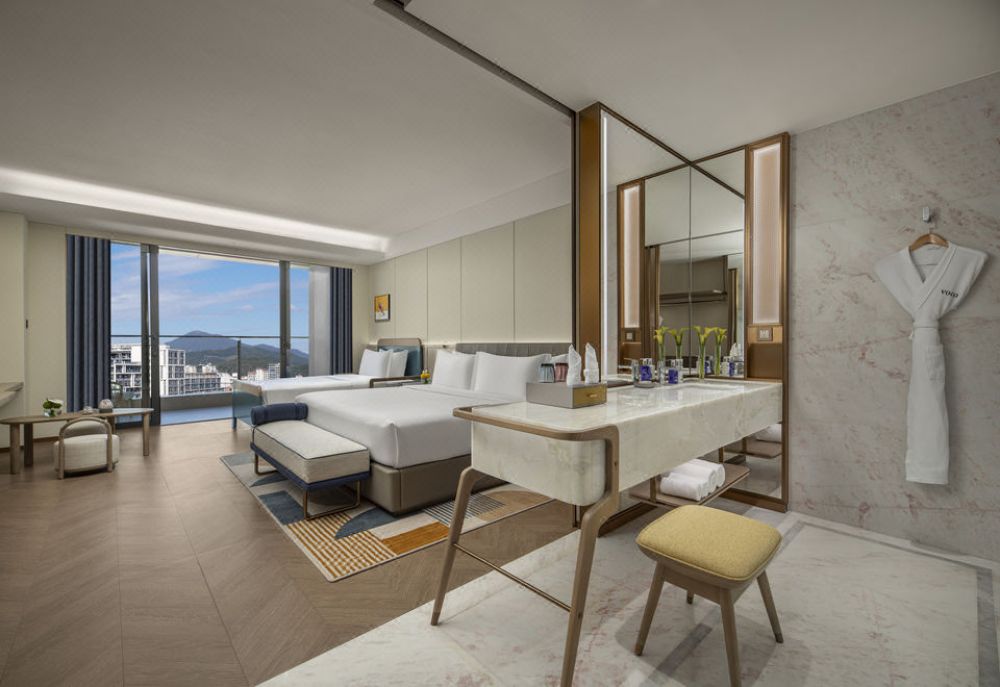 1 King and 1 Twin Standard with Balcony, Voco Sanya Bay 5*