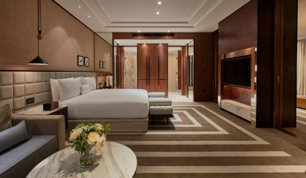 Corner Suite With Skyline View, Waldorf Astoria Dubai International Financial Centre 5*