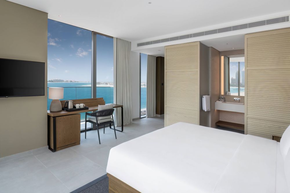 Premium Corner Room Sea View, Radisson Beach Resort Palm Jumeirah 4*