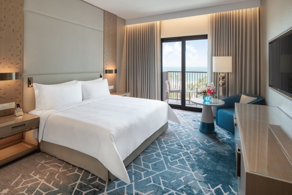 Deluxe Room CV/ OV/ PV, Palace Beach Resort Fujairah 5*