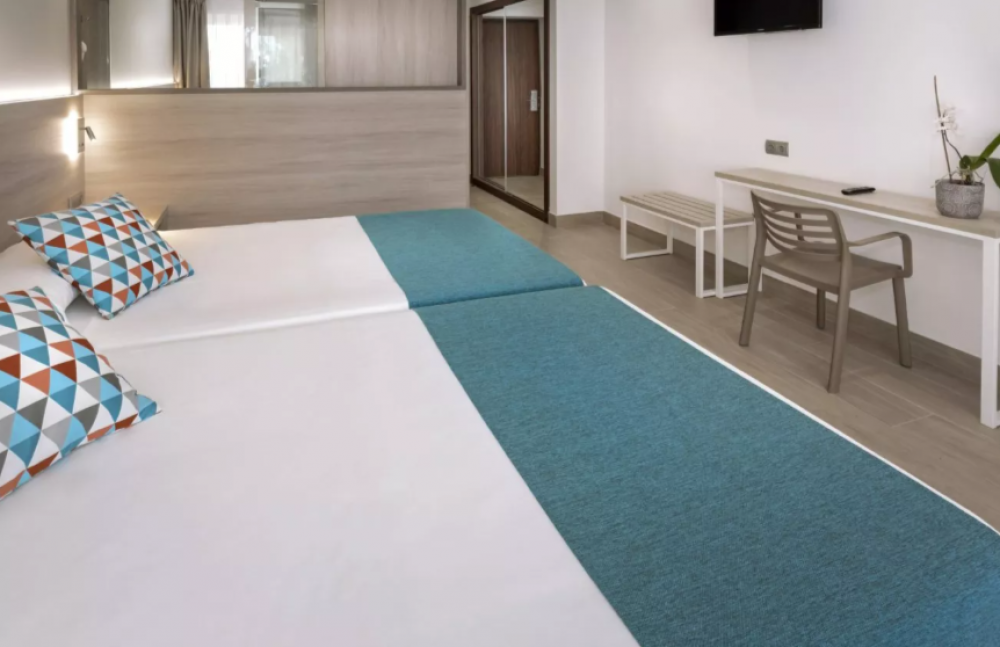 Sea View Room, 4R Gran Europe 4*