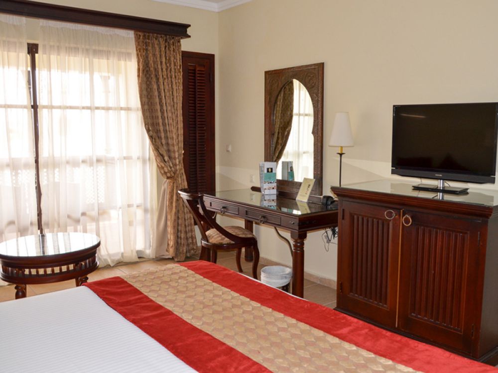 Junior Suite, Sharm Plaza (еx. Crowne Plaza Resort) 5*