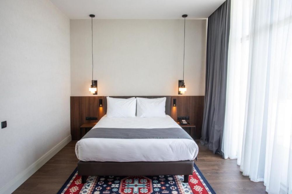 Standard Room, Holiday Inn Telavi 4*