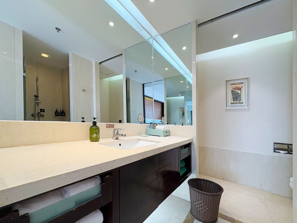 Standard Twin Room, Guest House International Hotel Sanya 4*