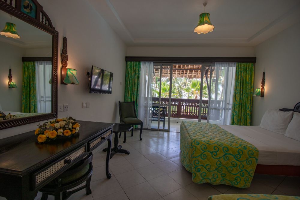 Standard Room, Bamburi Beach Hotel 3*