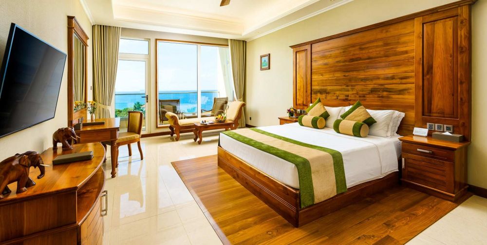 Deluxe Room, Araliya Beach Resort & Spa 5*