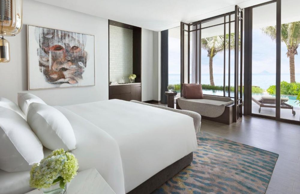 Ocean Front 1 Bedroom with Pool, Gran Melia Nha Trang 5*