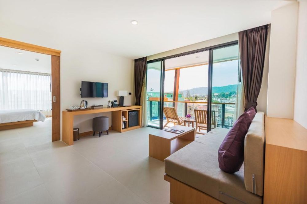 Lunar One Bedroom Suite, The Lunar Patong 4*