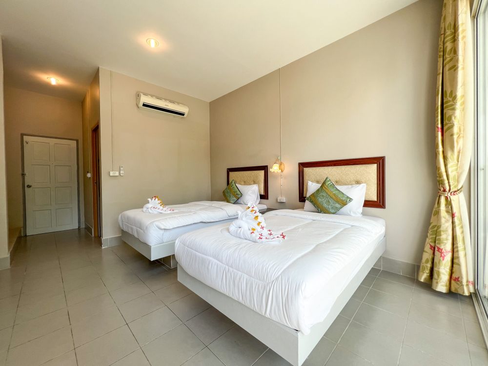 Deluxe Room, Tri'S Miracle Kata Beach Side 3*