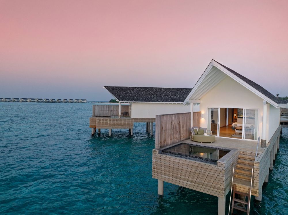 Deluxe Ocean Pool Villa, Amari Raaya Maldives 5*
