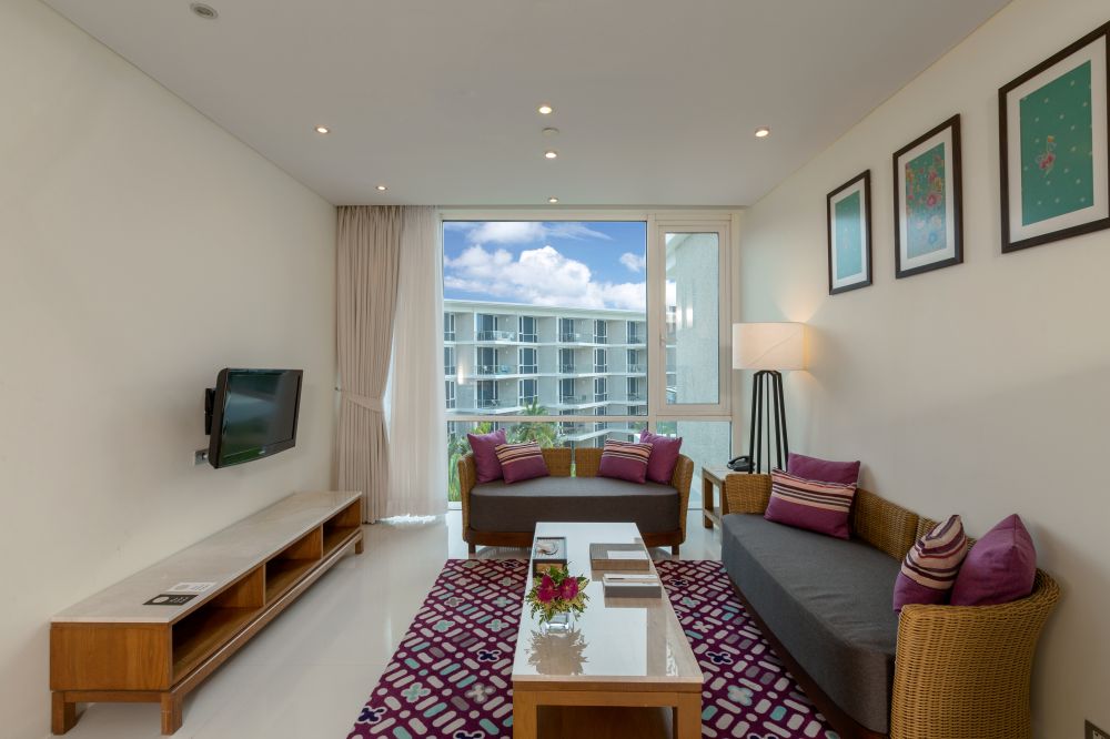 1-Bedroom Suite with Kitchen (Without or with balcony), Splash Beach Resort Maikhao Phuket 5*