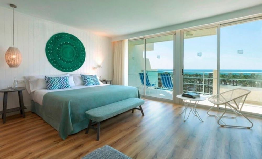 Suite Mediterranea Premium, Blaumar Salou 4*