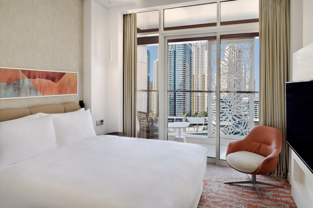 1 Bedroom Deluxe Suite Marina View, Crowne Plaza Dubai Marina 5*
