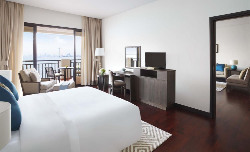 One Bedroom Apart, Anantara Dubai Palm Jumeirah 5*